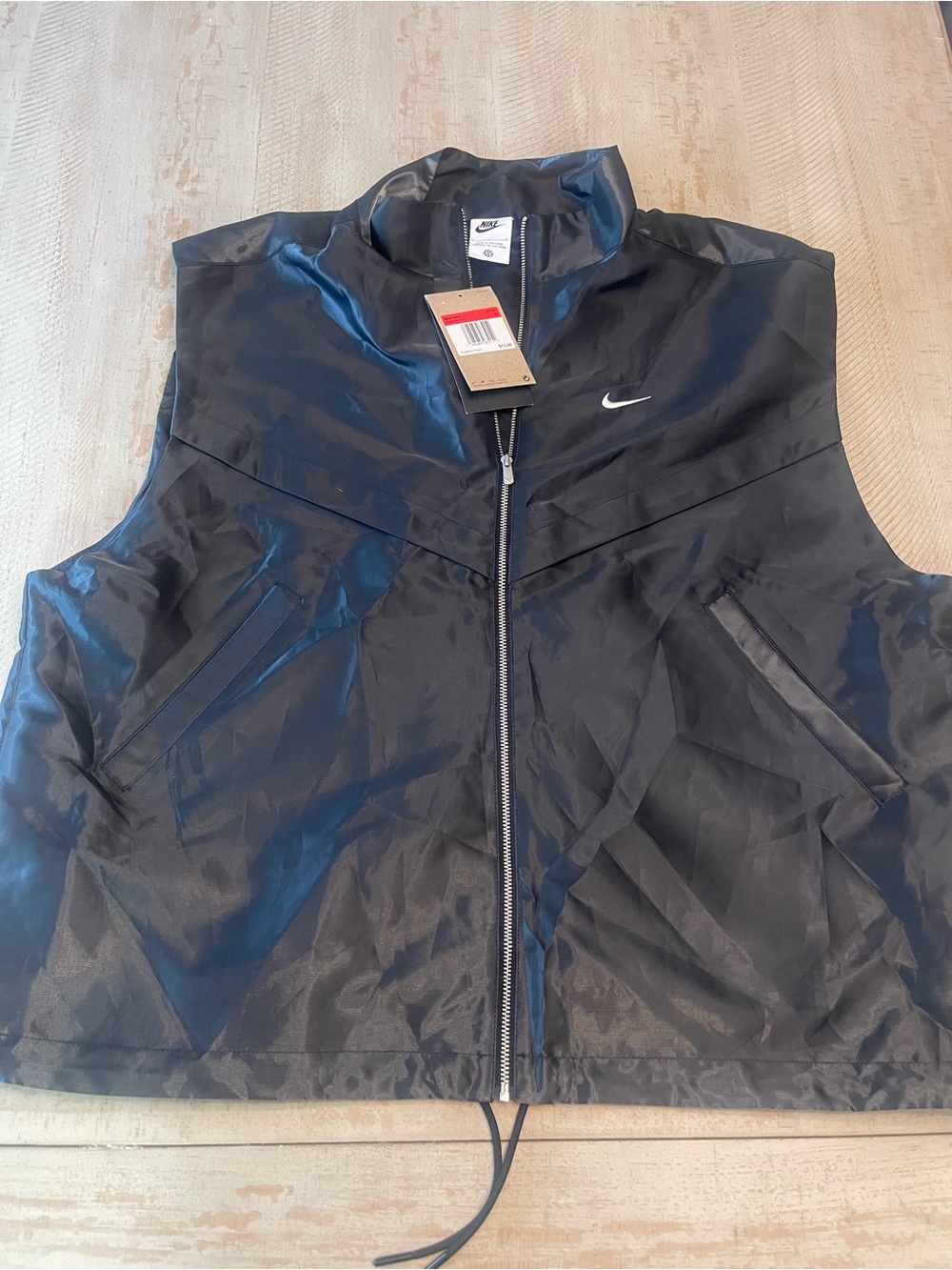 Nike Black Women’s Zip-Front Wind Vest